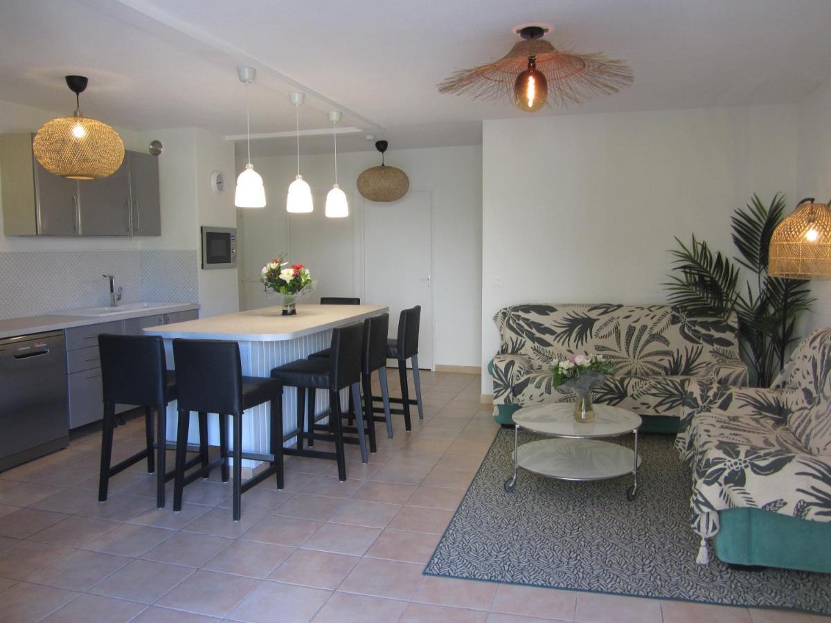 Appartement Les Cigales Rez De Jardin A 10Mn Des Plus Belles Plages Єр Екстер'єр фото