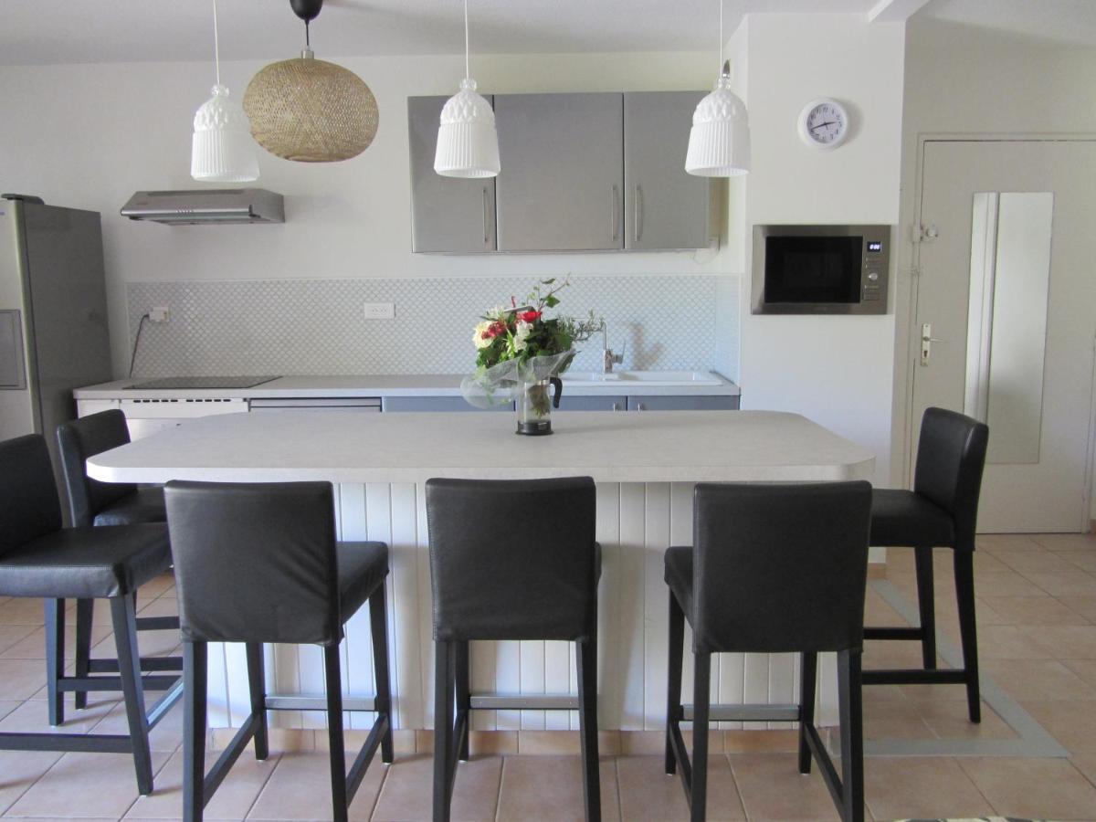 Appartement Les Cigales Rez De Jardin A 10Mn Des Plus Belles Plages Єр Екстер'єр фото